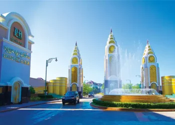 The Grand Star Platinum Water Dancing Fountain Project, Cambodia