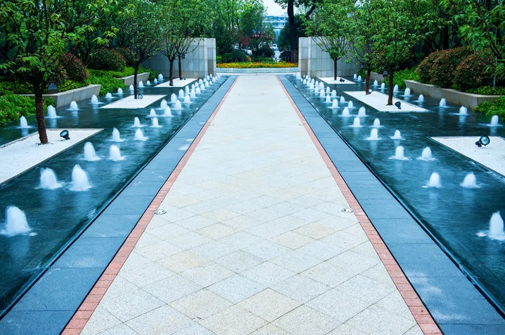 pool fountain