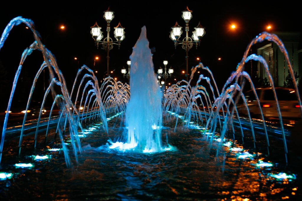 نافورات راقصة في تركمانستان: مزيج ساحر من الماء والضوء والموسيقى 5 Dancing Fountains in Turkmenistan